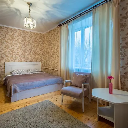 Apartment In Center